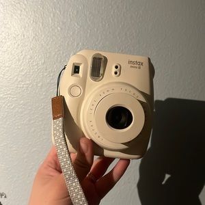 Fujifilm Instax Mini 8 Instant Camera - White